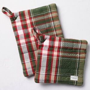 Hearth & Hand with Magnolia Christmas Plaid Potholder Set